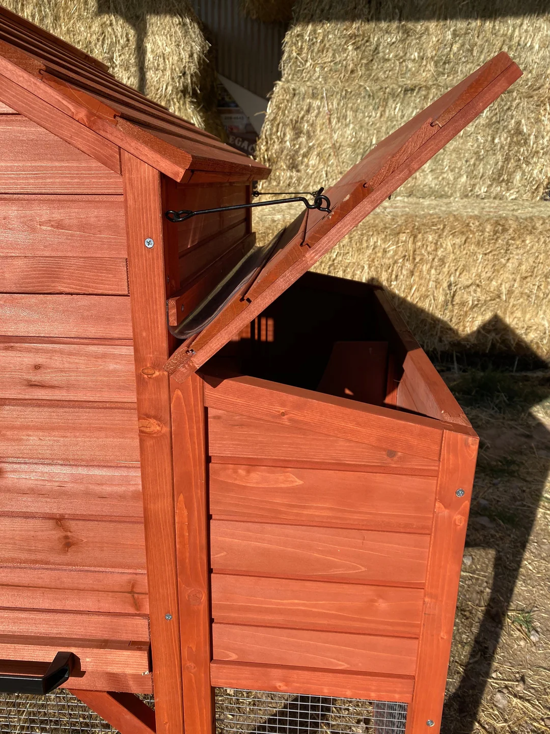 BUNDLE: Leghorn Chicken Coop + Run Extension + Run Roof - Image 7