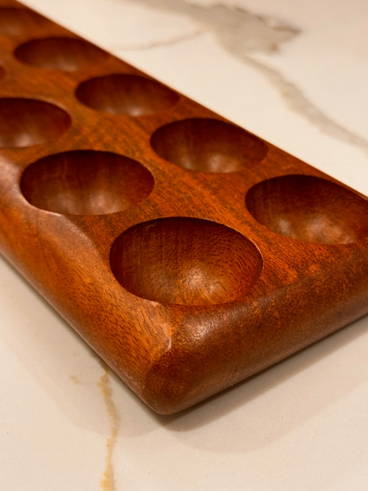 Mango Wood Egg Holder - Image 4