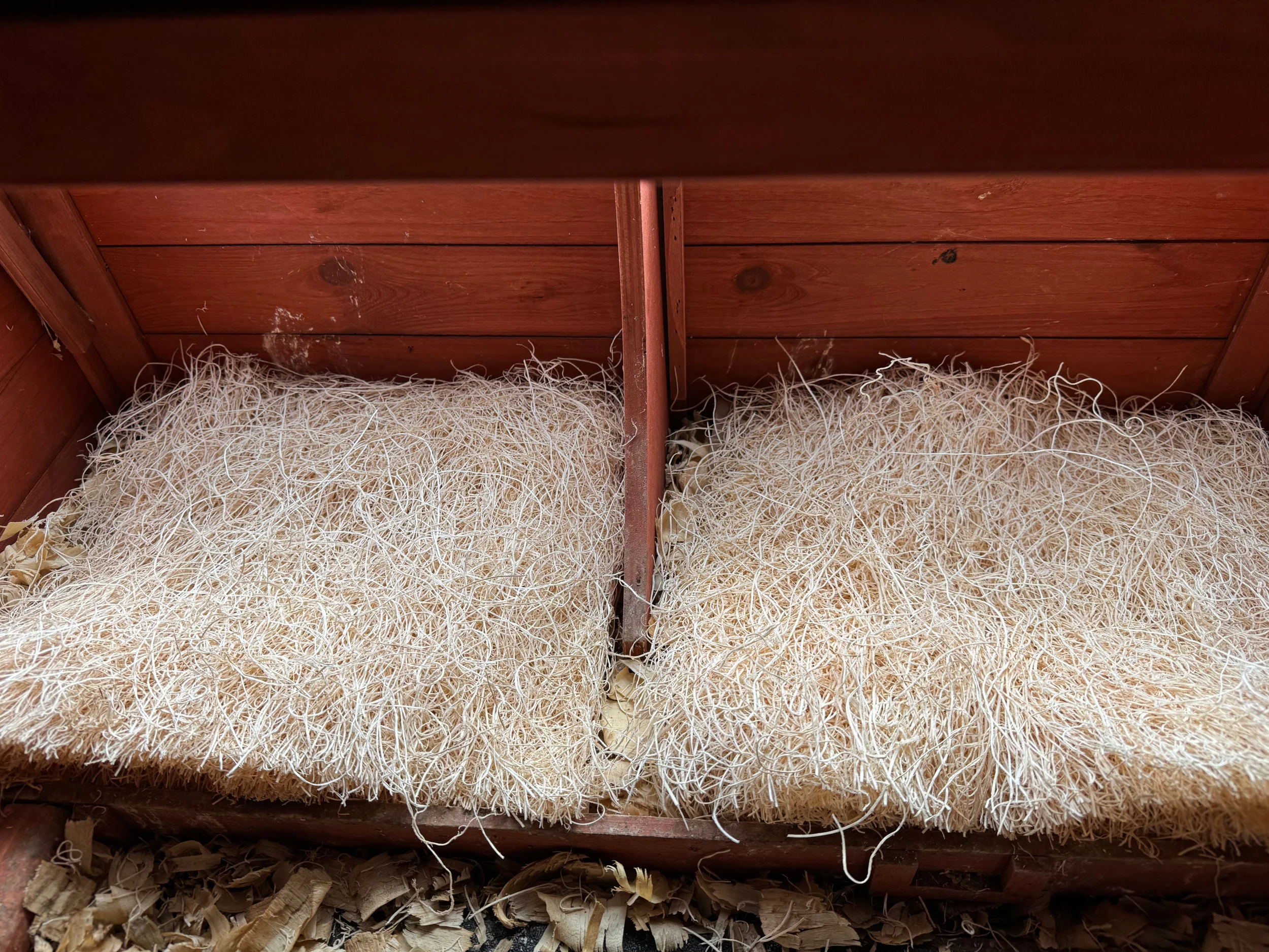 Natural Excelsior Aspen Fiber Nesting Pads | 13 x 13 Inches | Pack of 10 - Image 5